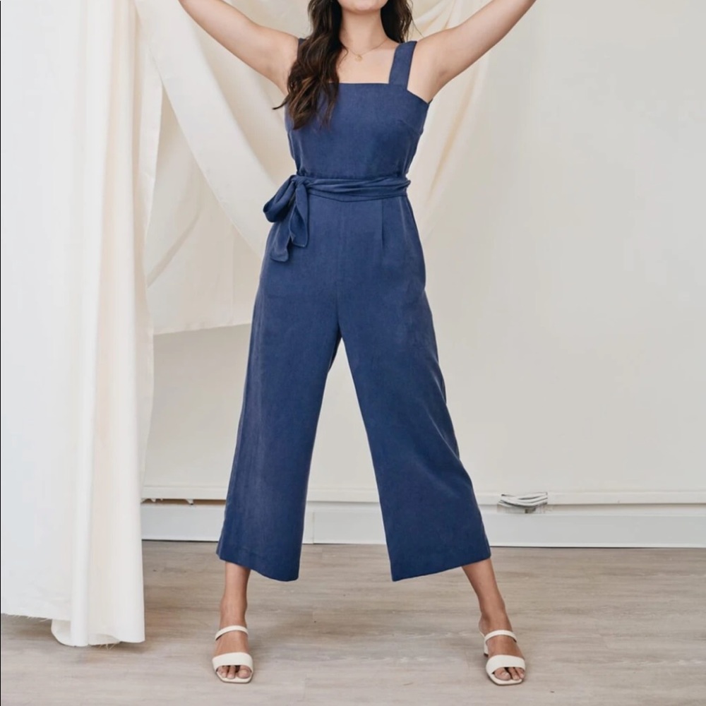 VETTA Apron Jumpsuit in Blue